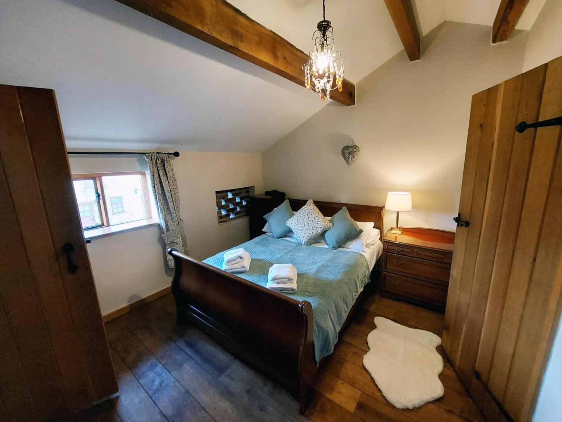ウィラル The Old Mill Barn With Hot Tub And Private Use Of Heated Poolヴィラ エクステリア 写真